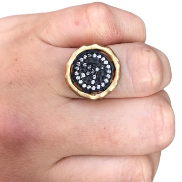 Peace Sign gold plated and silver adjustable Ring - Picture 2 of 9